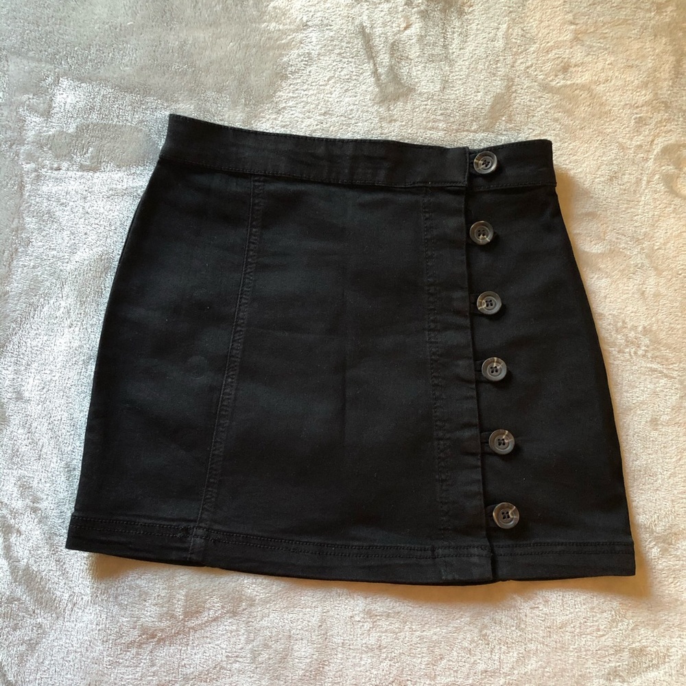 Forever 21 Black Mini Skirt